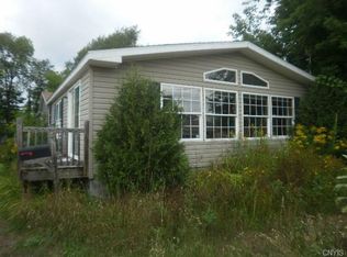 27 Pine St, Tupper Lake, NY 12986