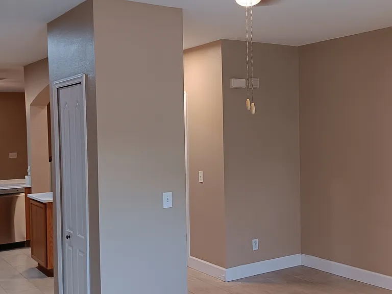 16404 Rollingbrook Dr — Photo 11