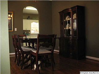 4th image of 1529 Oak Park Dr