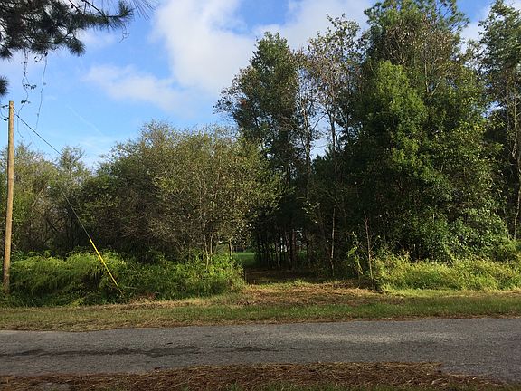 3rd image of 18089 Sandlewood Ave