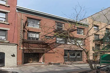 Rented by Sotheby's International Realty