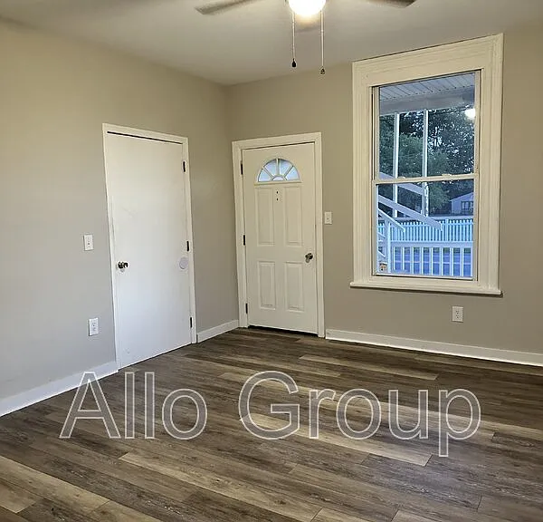 9878 Canterbury Rd #2 — Photo 4