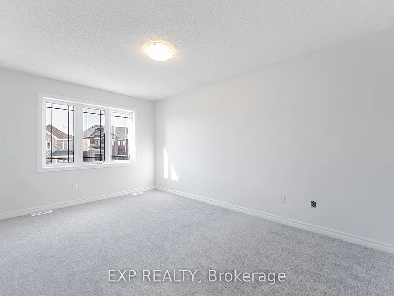 70 Baker St — Photo 20