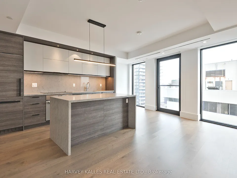 215 Lonsdale Rd #1508