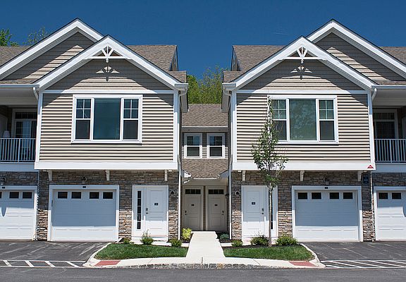 4th image of 200 Woodmont Dr #832