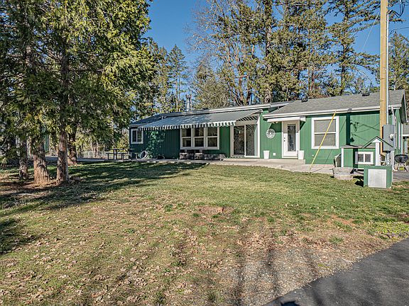 2nd image of 5540 Rogue River Dr