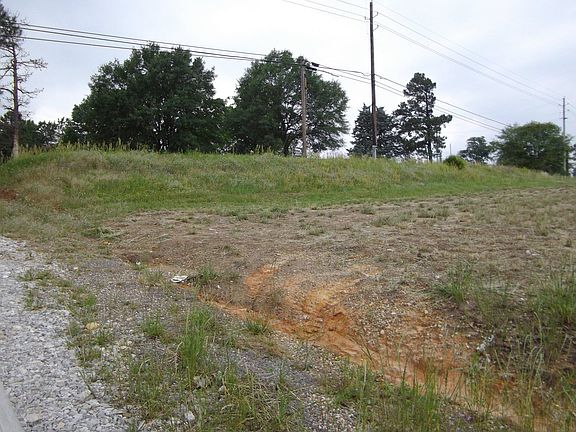 4th image of 1174 S State Highway 8
