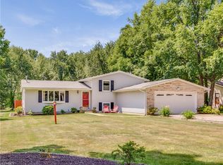 174 Ferguson Dr, Tallmadge, OH