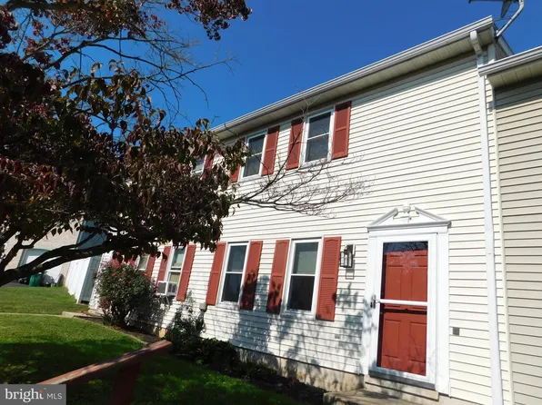 843 Lucilla Ct, Lancaster, PA 17603