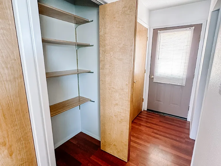 835 E Glendale St — Photo 5