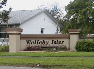 4314 NW 103rd Ave, Sunrise, FL 33351