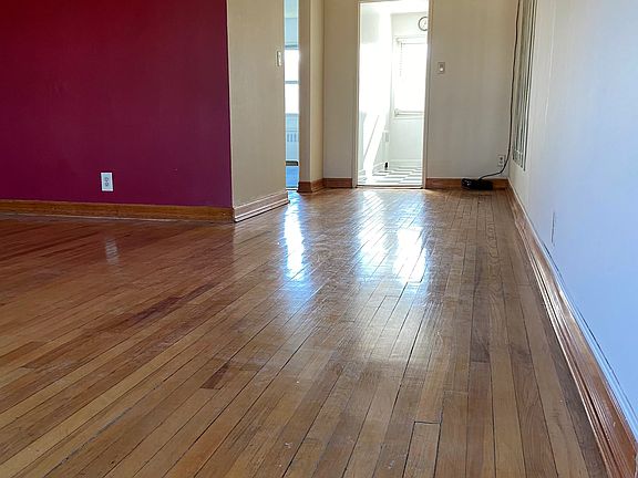 4th image of 359 Bay 8 St #2