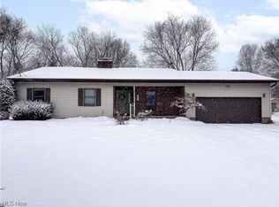 3831 N Neitz Dr, Norton, OH 44203