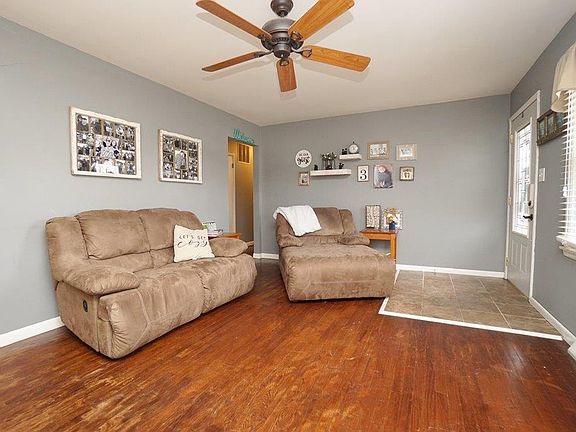 4th image of 429 Cranewood Dr