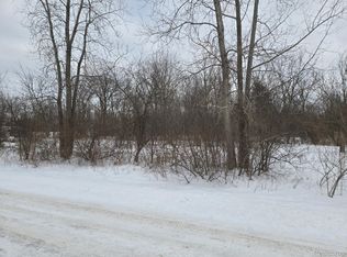 Roat Ct, Burton, MI 48509