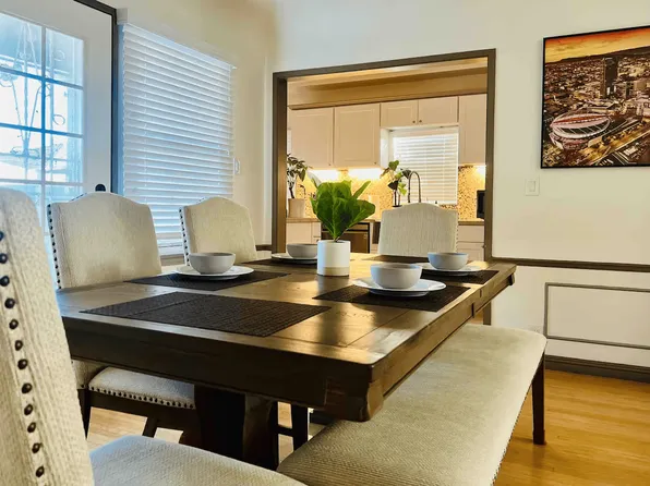 10208 S Hobart Blvd #10208, Los Angeles, CA 90047