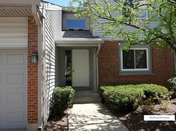 135 Morningside Ln E, Buffalo Grove, IL 60089