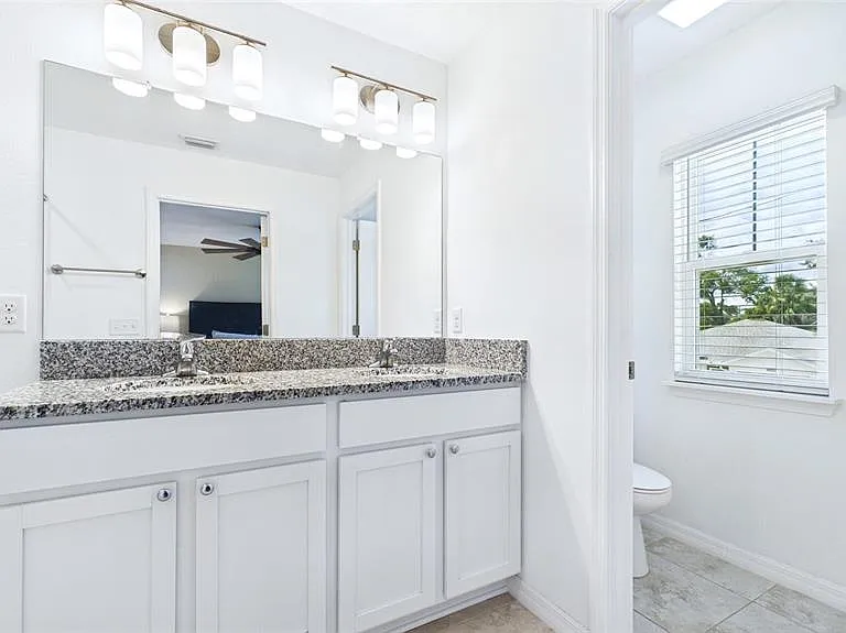 3802 E Curtis St — Photo 22