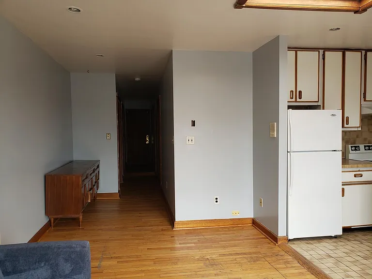 1529 S Broad St #3 — Photo 4