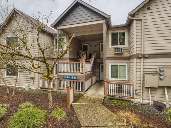 20030 Marigold Ct APT 12, West Linn, OR 97068