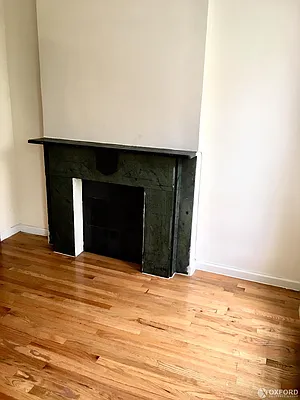 Rented by Oxford Property Group | media 13