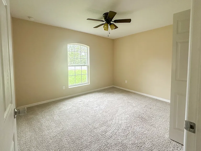 548 Marion Oaks Blvd — Photo 11