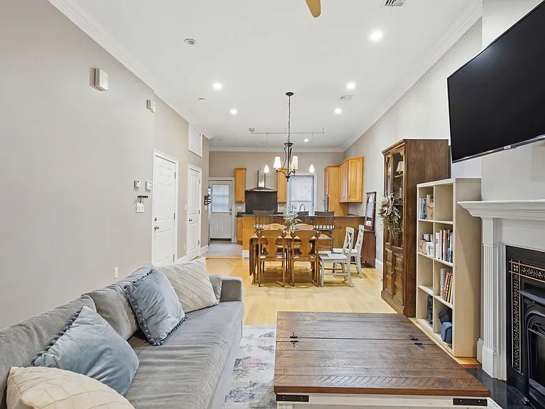 7 Worthington St #2 — Photo 8