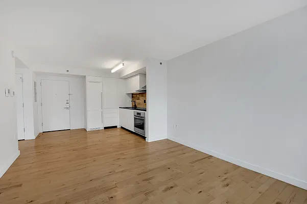 Rented by Canvas Property Group | media 15