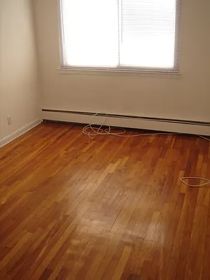 Rented by Metroline Realty | media 89