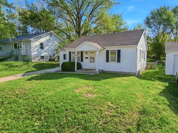 1212 3rd St, Boonville, MO 65233