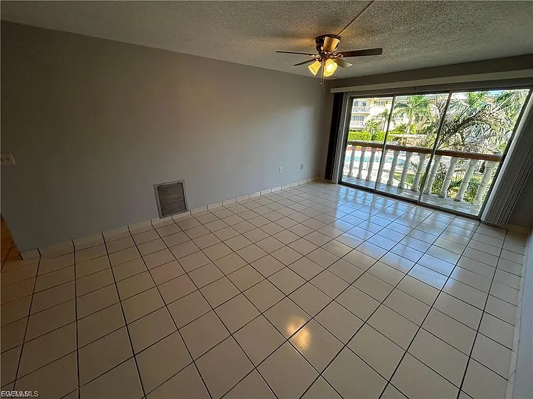 3706 Broadway #A29 — Photo 2