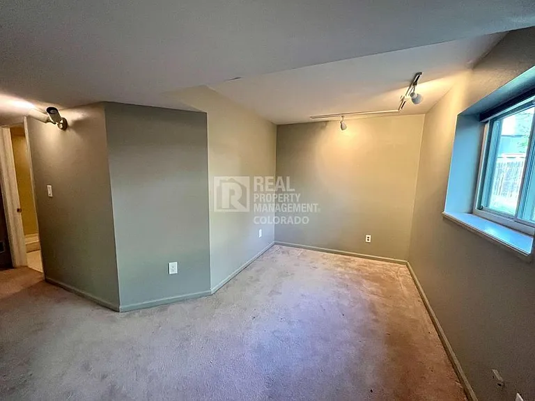 8164 Horizon Dr — Photo 10