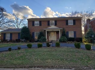 8802 Nottingham Pkwy, Hurstbourne, KY 40222