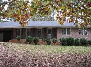 1535 Ridgewood Dr, Griffin, GA 30223
