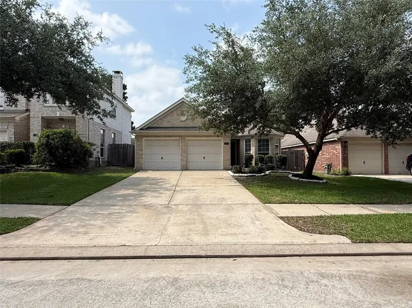 2327 Kylie Ct, Spring, TX 77386