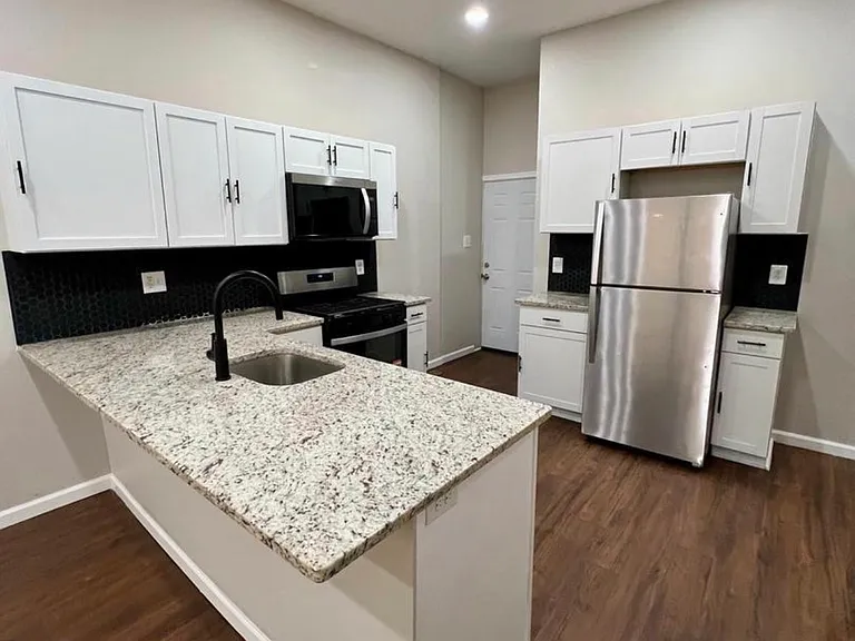 3904 Aspen St #1 — Photo 9