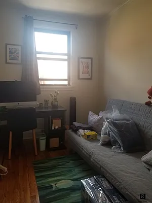 Rented by R New York | media 35