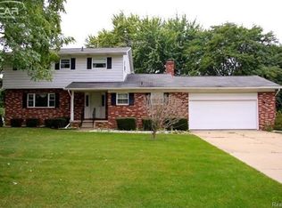 1417 Chissom Trl, Flint, MI 48532