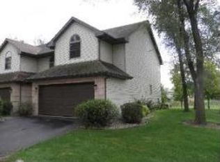 2409 Morning Glory Ln, Crest Hill, IL 60403