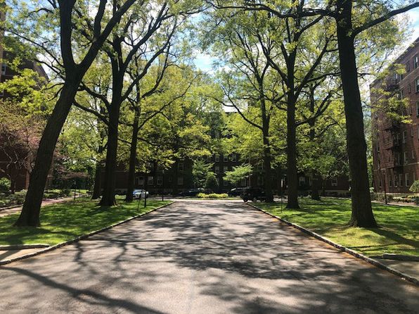 1 Larchmont Ave #725C