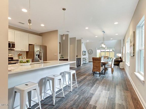 3rd image of 4343 San Juan Ave