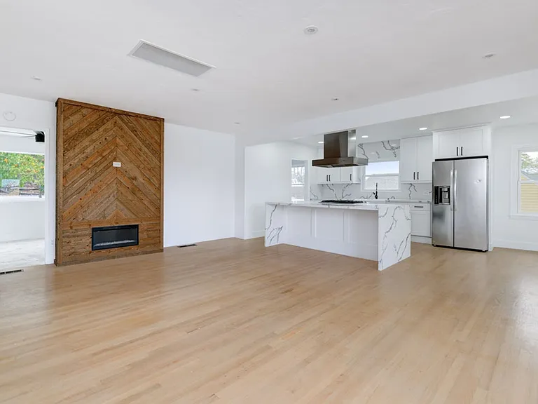 351 Eucalyptus Ave — Photo 13