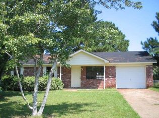 168 Seminole Ave, Leesburg, GA 31763