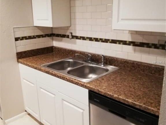 5th image of 857 Sky Lake Cir APT B