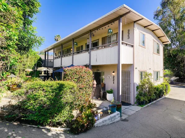 221-23 Ardys Pl, Vista, CA 92084