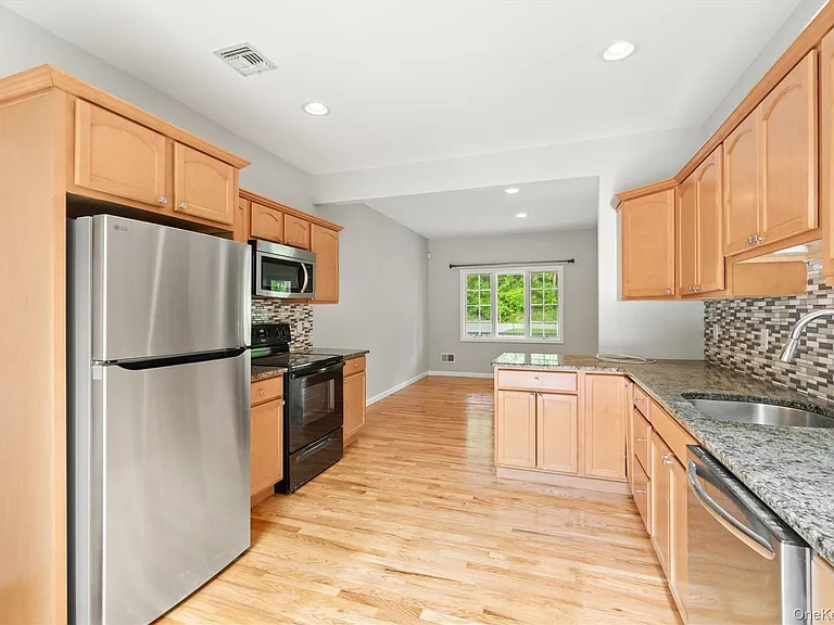 436 Jessup Rd — Photo 17