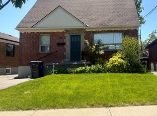 475 Maple Leaf Dr, Toronto, ON M6L1R1
