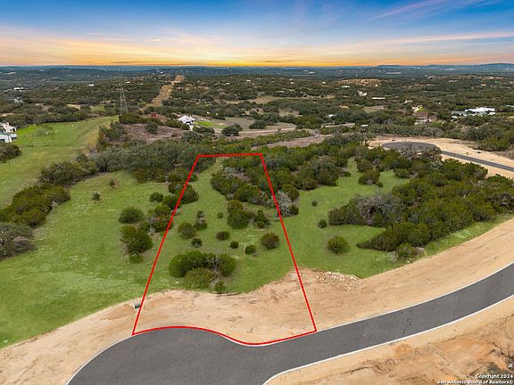 5th image of 639 Butler Oaks