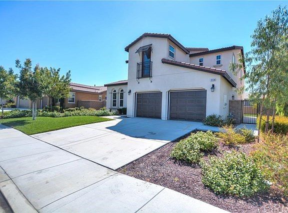 3rd image of 35538 Summerholly Ln