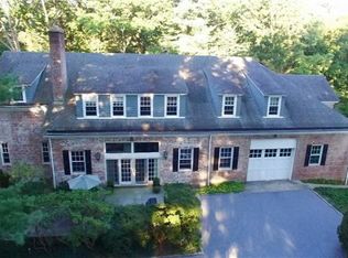 35 Brookville Rd, Glen Head, NY 11545